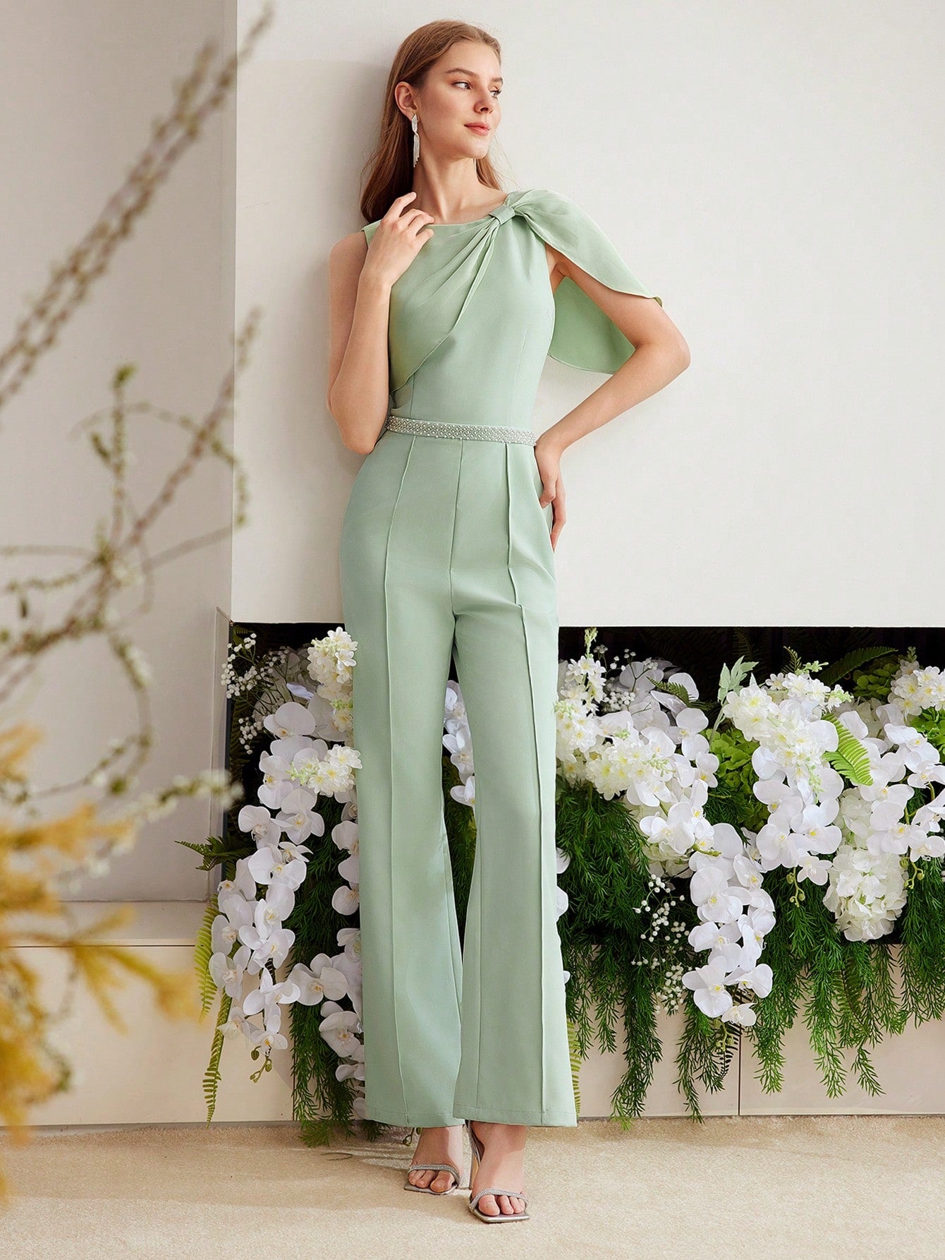 LLstyle Asymmetrical Shoulder Seam Front Jumpsuit